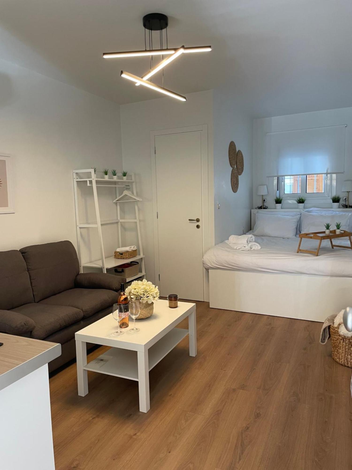 Persephone Stay Inn Elefsína Extérieur photo